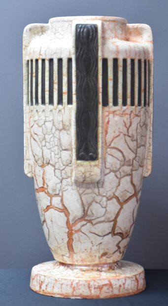 null Large art deco vase in glazed earthenware trompe l'oeil of fake marble. Ht 51...