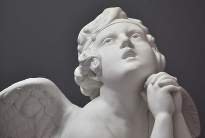 null Sculpture en biscuit blanc " L'ange en dévotion ". 

Ht 67 cm . Signé A. Godart...