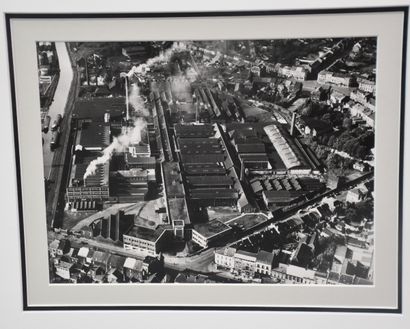 null Boch Kéramis. Photo originale noir et blanc des usines Boch Kéramis La Louvière...
