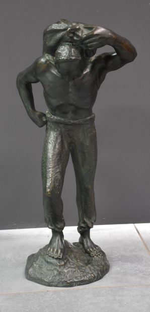 Sylvain Norga (1892-1968). Sylvain Norga (1892-1968). Le débardeur. Bronze à patine...