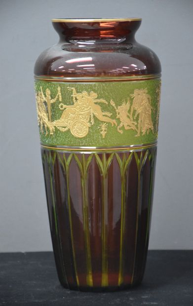 null Vase en cristal Urane du Val-Saint-Lambert modèle viennois à décor doré de la...