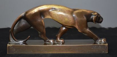 L'ENFANT (XX) 
L'ENFANT (XX) Panthère art deco en bronze. Travail français vers 1940....