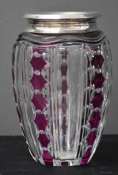 null Vase en cristal du Val Saint Lambert modèle Pietro ( cf catalogue de 1926 ),...