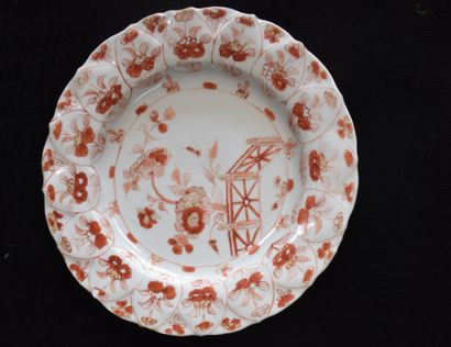 null Paire d’assiettes en porcelaine de chine, époque Kangxi. 21 cm.
