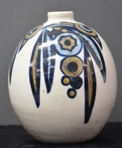 Charles Catteau (1880-1966). Charles Catteau (1880 - 1966). Vase en grès jaspé à...