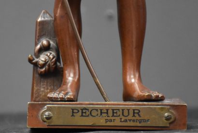 null Lavergne Adolphe-Jean (1868-1928). Le pécheur. Joli bronze à patine brune nuancée...