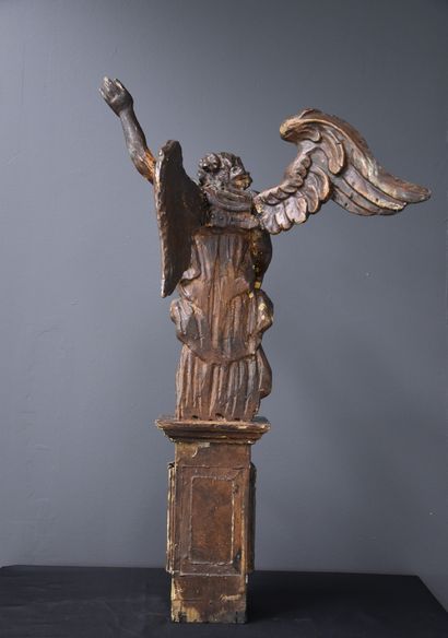 null Bois sculpté baroque vers XVIII ème siècle. Ht : 75 cm.