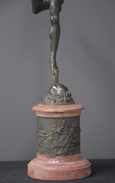 null Jean de Bologne (d'après). Sculpture en bronze représentant Mercure avec son...