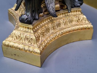 null Imposing historicist mantel set in gilded and patinated bronze circa 1840. The...