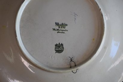 null Boch Kéramis, animal dish with birds in enamel. "La maîtrise". Ø : 38 cm.