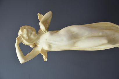 null Elegant Art Nouveau. Alabaster sculpture. Two small fingers missing. A slight...