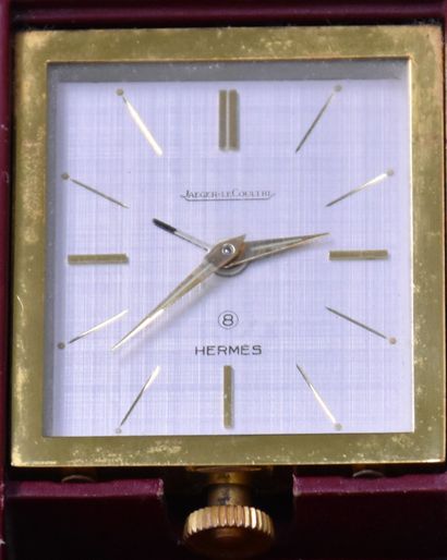 null Réveil de bureau Hermès , Jaeger- LeCoultre Ht: 11cm. Mécanisme non vérifié...