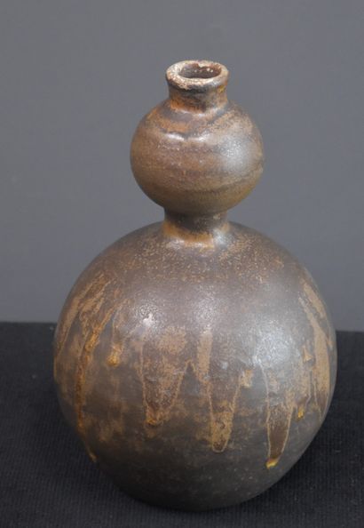 null Vase in Boch Keramis stoneware with flamed decoration. Small defect in the neck....