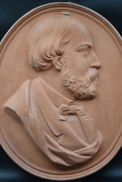 null Terracotta relief with the presumed profile of Garibaldi. Dimensions: 50 x 40...