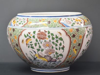 null Boch Keramis Pot cover with polychrome Delft decoration from the manufacture...