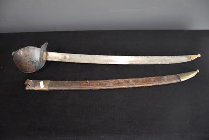 null Boarding sword model 33 marine, manufacture Châtellerault. Corroded handle.