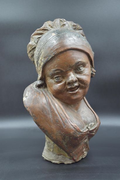 null Child bust in terracotta from the 18th century. Old polychromy. Height : 39...