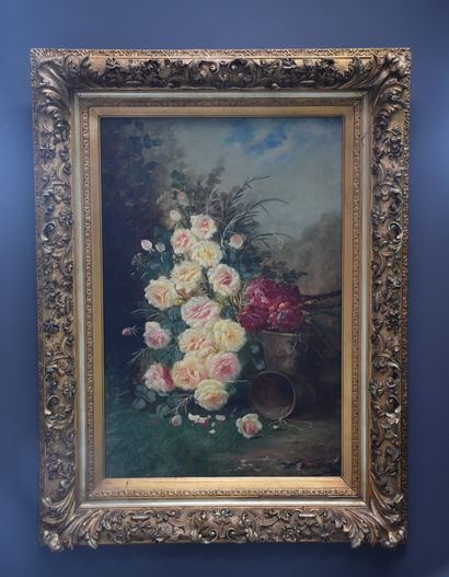 Max Albert CARLIER (1872-1938) Max Albert CARLIER (1872-1938) 新鲜采摘的花朵静物画。原有的镀金灰泥框架。尺寸：60...