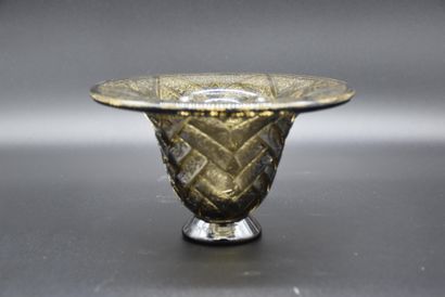 Art deco cup with geometrical motifs signed...