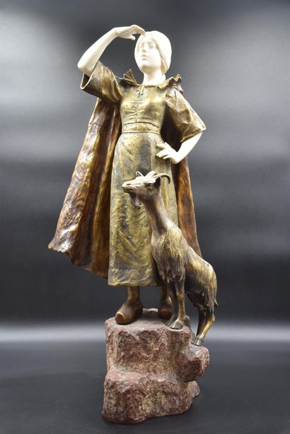 null Important chryselephantine sculpture around 1900. Shepherdess and her sheep...