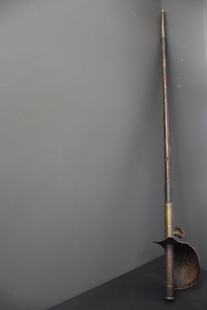 null Boarding sword model 33 marine, manufacture Châtellerault. Corroded handle.