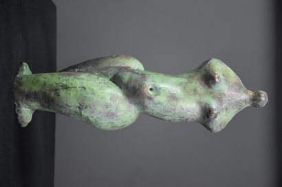 Venus in bronze with green patina. Anonymous...