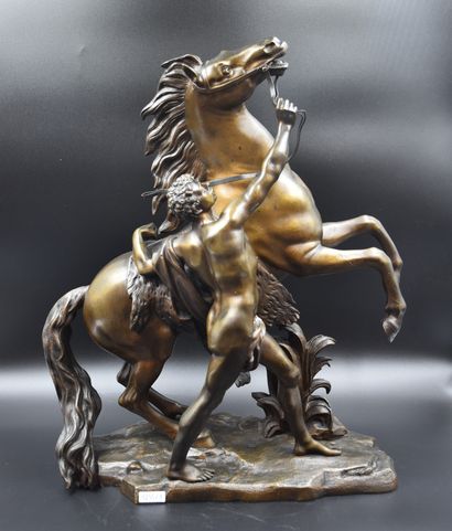 null Guillaume COUSTOU, (d’après). Bronze XIXème, pendant gauche des chevaux de Marly....
