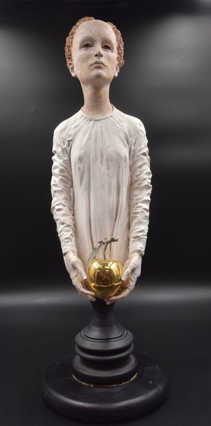 Luigi GATTI (1951) Luigi GATTI (1951). Young man with a golden apple. Polychrome...