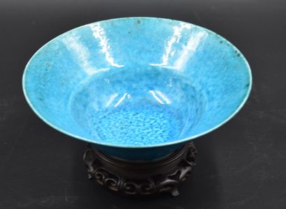 null A pair of turquoise enameled porcelain bowls. China XVII - XVIIIth century....