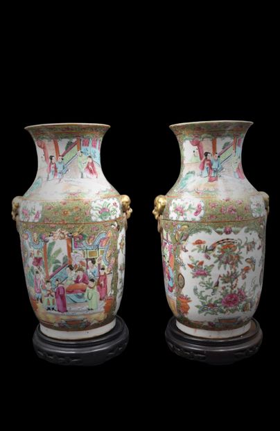 Paire de vases en porcelaine de Chine. Canton...