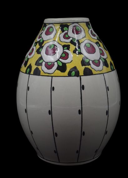 null Boch Kéramis vase, Catteau workshop. Lison decoration. D.780. Ht : 25 cm. Nederlandse...