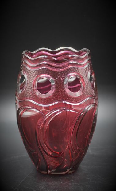 null Val Saint Lambert crystal vase model Plume de Paon, Art Nouveau period. Collaboration...
