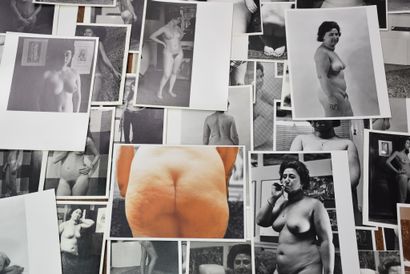 null Collection of 77 photos of academic female nudes from the studio of a Belgian...