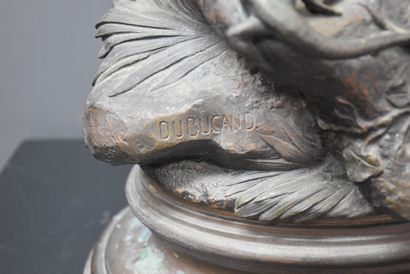 A. DUBUCAND ( 1828-1894). A. DUBUCAND ( 1828-1894). Faisant et lézard en bronze....