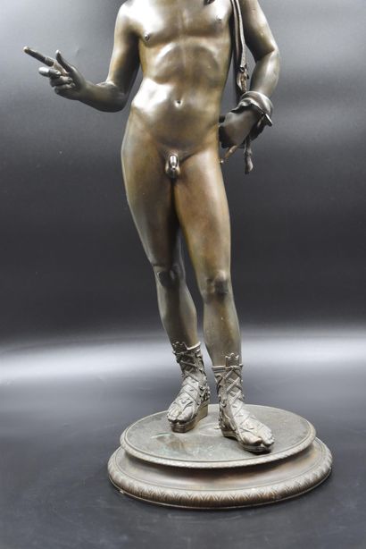 null Narcisse. Bronze à patine foncée. Fonderie Sommer Napoli. Ht : 64 cm. 

NL:...