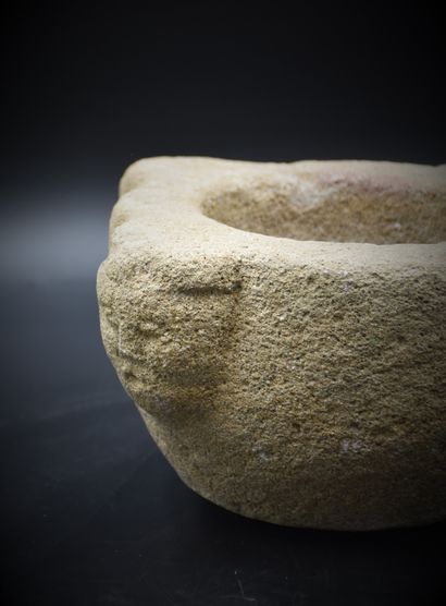 null Stone mortar decorated with four heads. (Wear). Italy medieval period. Height...