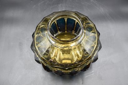 JOSEPH SIMON (1869-1960) JOSEPH SIMON (1869-1960). Vase en cristal du Val Saint Lambert...
