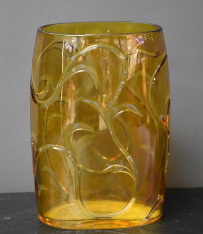 null Vase art nouveau en cristal du Val Saint Lambert vers 1897. Attribué à Victor...