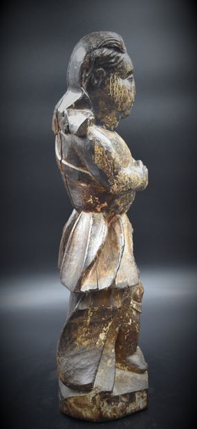 null Bois sculpté polychrome. Figure religieuse XVIIème siècle Ht : 47 cm. 

NL:...