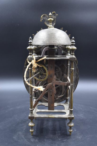null Capucine clock XVIIIth century. Pediment in the shape of a rooster. Mechanism...