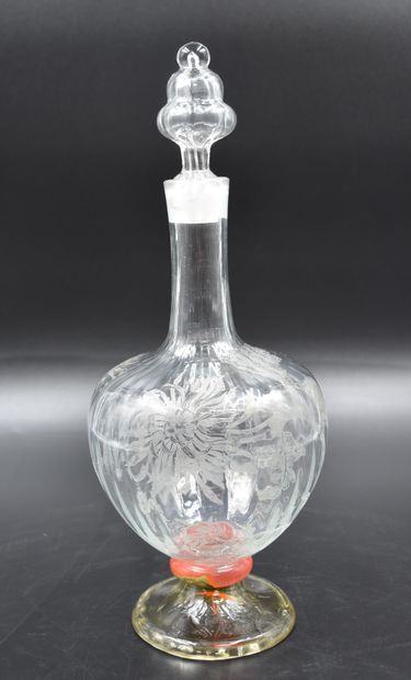 EMILE GALLE (1846-1904) Emile GALLE (1846-1904). Decanter art nouveau with decoration...