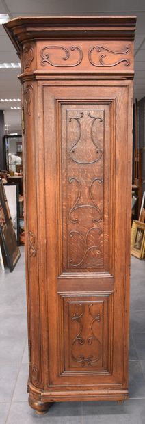 null Armoire liégeoise en Chêne fin XVIIIème. Dimensions : 227 x 162 x 61 cm. 

NL:...