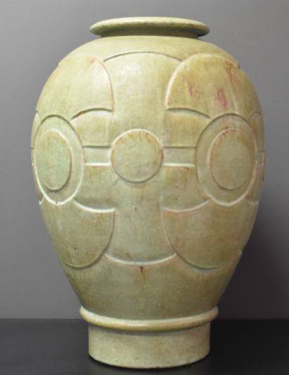 null Vase art déco en grès Guérin (?) signé Senté. Pièce unique. Ht : 45 cm. 

NL:...