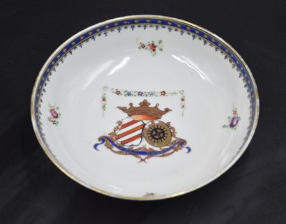 null Lot de deux soucoupes en porcelaine de Chine XVIIIème de la compagnie des Indes...