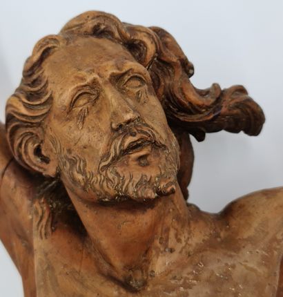 null Christ en bois sculpté XVIIème siècle. Ht : 80 cm. 

NL: Christus in houtsnijwerk...
