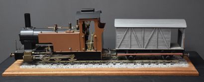Locomotive avec wagon + rail, marque Fulgurex...
