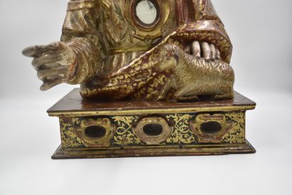 null 代表圣艾格尼丝的半身雕像。镀金和多色的木头 18世纪。来自列日地区的一个古董商家庭的私人收藏，他们几年前就已经退休了。高度：60厘米。



 18个...