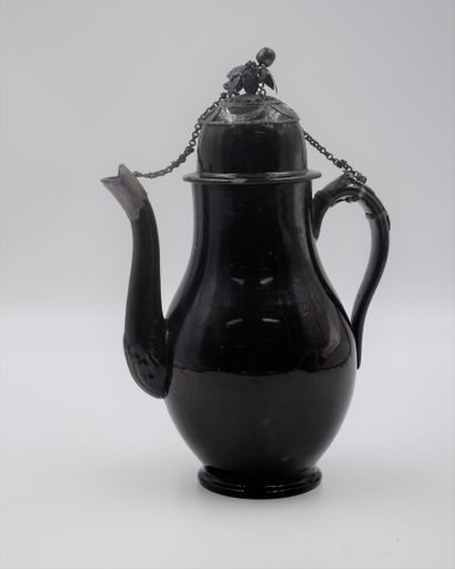 null Coffee pot in earth of Namur. Mounting in silver. Ht : 32 cm. Small chips in...