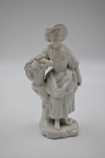 null Tournai XVIIIth (?). Lot of two statuettes in white glazed earthenware. Private...