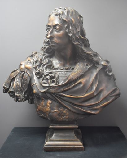  Buste en plâtre représentant le Grand Condé d'après Antoine Coysevox. Ht: 78 cm.... Gazette Drouot